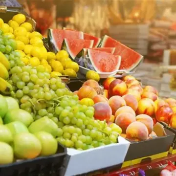 أسعار الفاكهة اليوم السبت 2 مايو 2026.. تراجع الكنتالوب وارتفاع اليوسفي